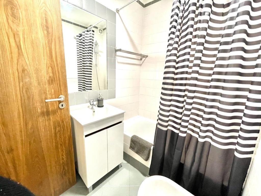 Lisboa, Central Lisbon, Charming Patio House, , Wifi, Air Conditioning, Near Metro, By Ig Εξωτερικό φωτογραφία